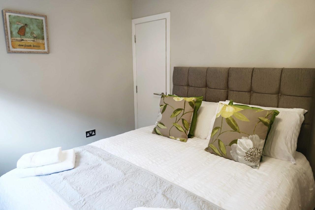 3 The Mews Montpellier Cheltenham Exterior photo